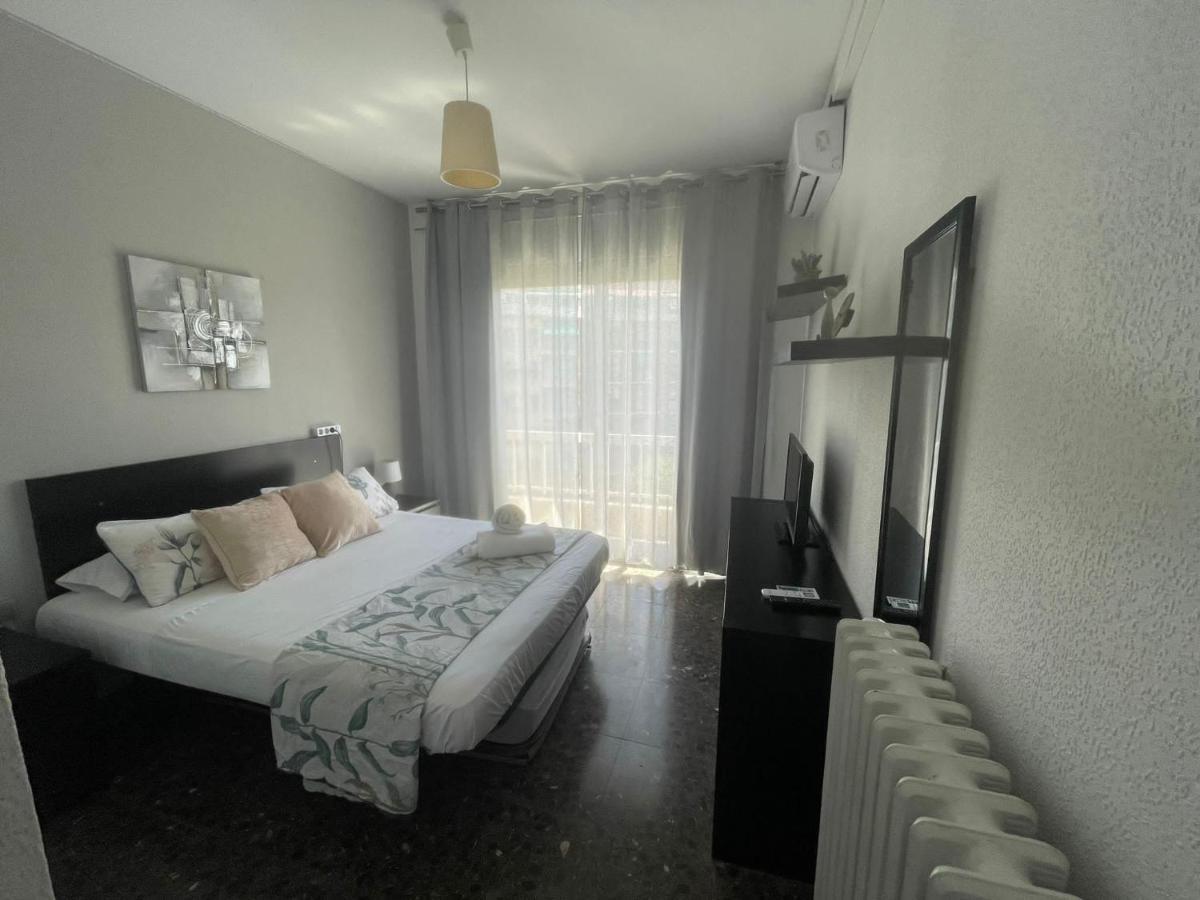 Family-Friendly Home In Central Barcelona 4Bdr Exterior foto