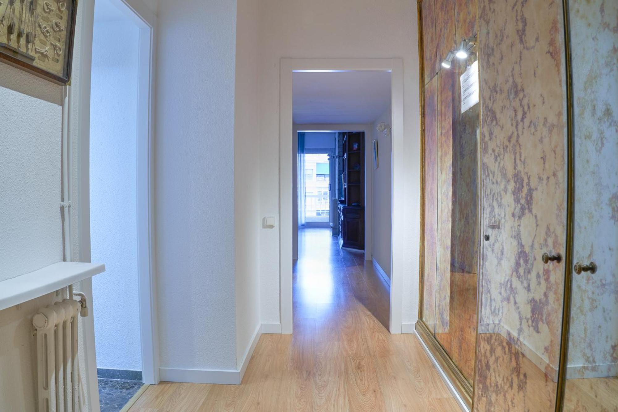 Family-Friendly Home In Central Barcelona 4Bdr Exterior foto